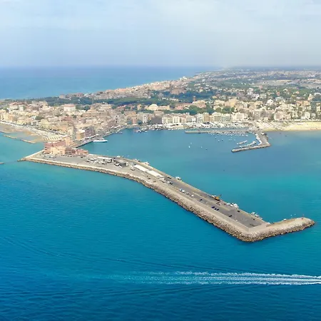 La Maison Du Port * Anzio